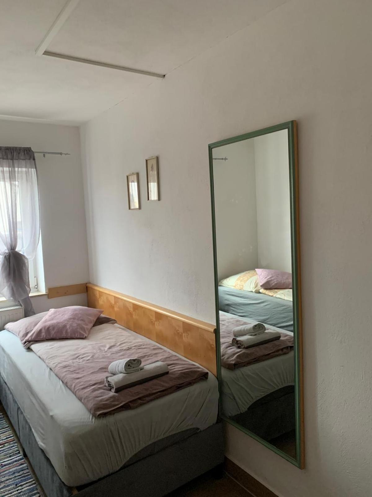 Zv-Scholtz Gaestehaus Eisenfelden Winhoring Exteriör bild